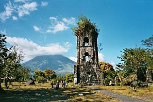 _mayon_cagsawa.jpg