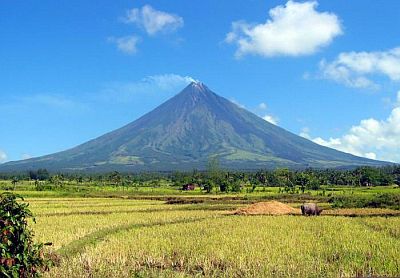 mayon-volcano1.jpg