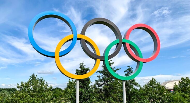 Ολυμπιακοί δακτύλιοι - Ολυμπιακή Σημαία