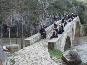 Το πετρόχτιστο γεφύρι της Πορτίτσας