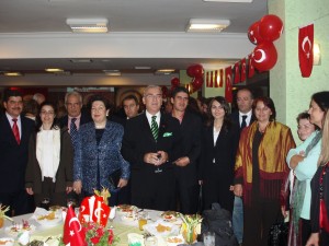 Με τον Κυβερνήτη της Isparta στην Τουρκία 2006
