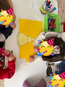 received 592994029053674