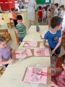 Messenger creation 61509742 4CA5 4628 AAF0 E9F3D03F16B1