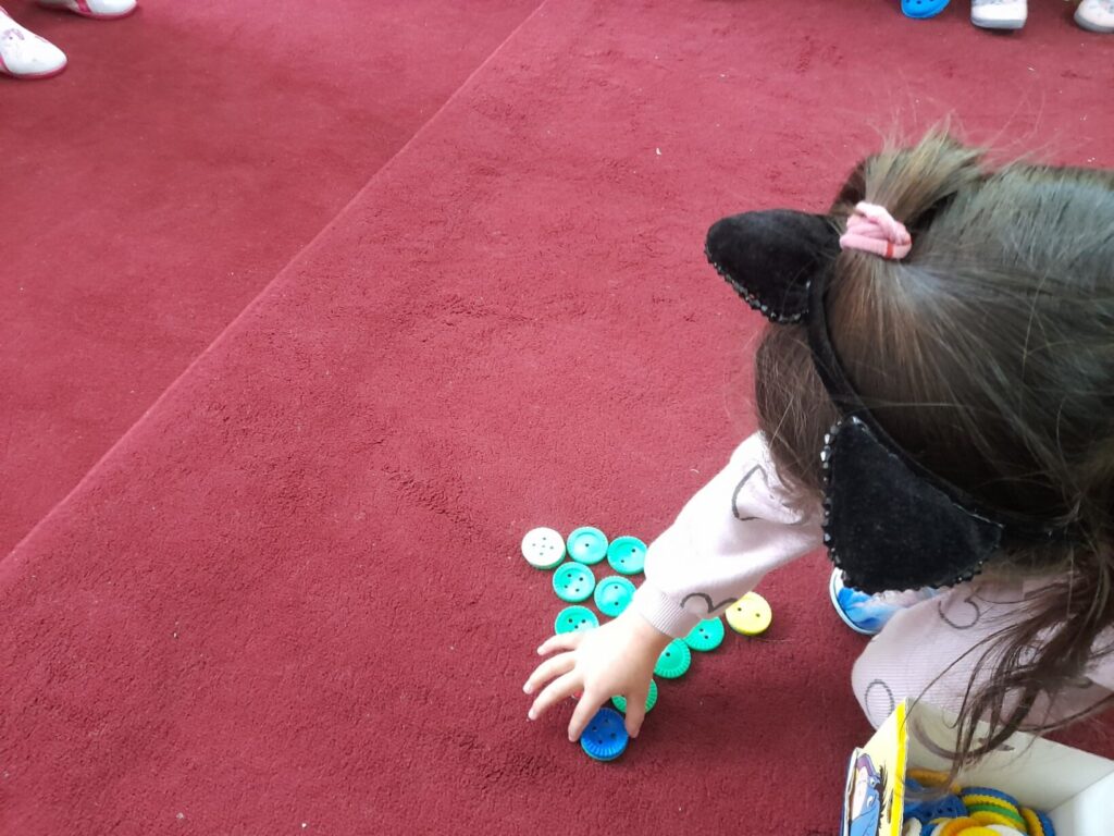 ΑΡΧΙΖΟΥΜΕ ΤΗΝ ΕΤΟΙΜΑΣΊΑ ΓΙΑ ΤΟΝ ΣΤΟΛΙΣΜΌ ΤΩΝ ΕΟΡΤΏΝ ΚΑΙ ΜΑΖΊ ΜΕΤΡΑΜΕ