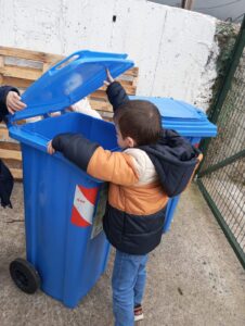 0 04 05 68563caefb3d3bcdac96a19ef3aa797b874dd85612d9b9b8a85af35251e4c897 adee440337f1f179