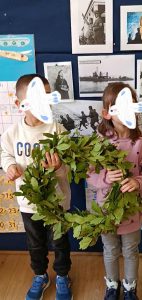 52bbbb23 b91a 4e7e b442 21c1f6e73feb