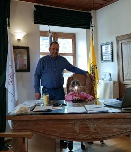 500c655a 40ef 4813 acaf 409cf1084972