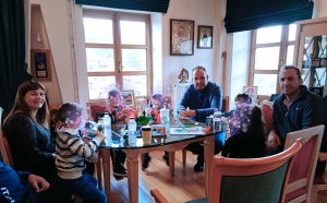 51efd2c8 eabb 4044 830b a8d300af873c