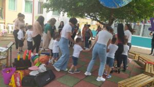 03 ΓΟΝΕΙ ΧΟΡΟΣ