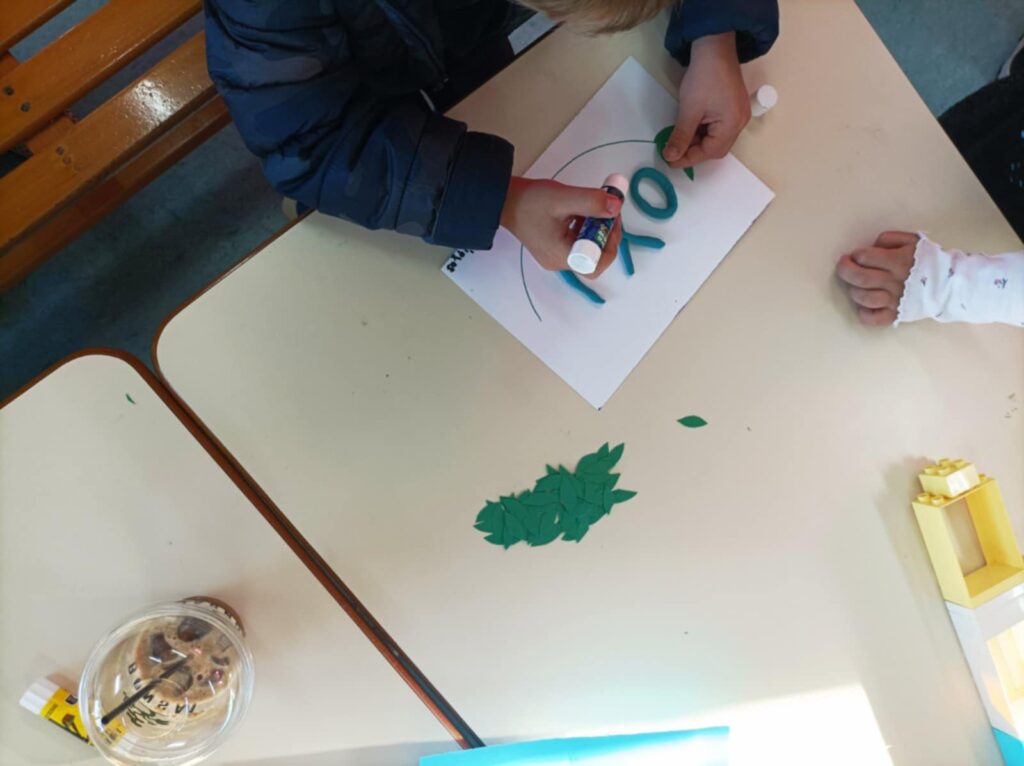 6c56b2fa b561 4353 a914 aa6dac710cb3