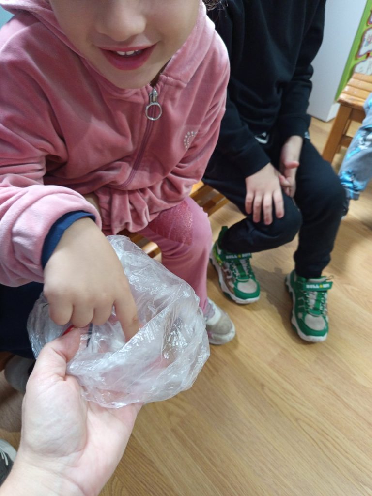 ae48a2a5 a337 46a3 9e42 556ef398bf4c