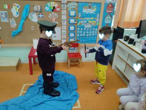 a94bfcef 4742 4070 b61b 75f116ada539