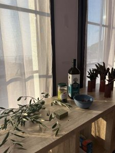 61c2f8b5 999e 40a0 8c5a e812cbc3e433