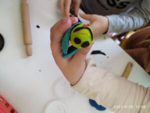 received 608939894602600