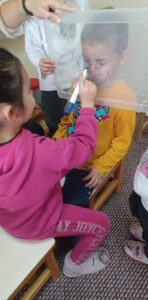 dcabada4 74a4 4de4 8906 e182645894bb