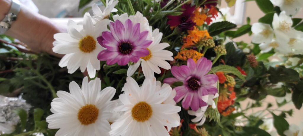 Ενα μπουκέτο λουλούδια