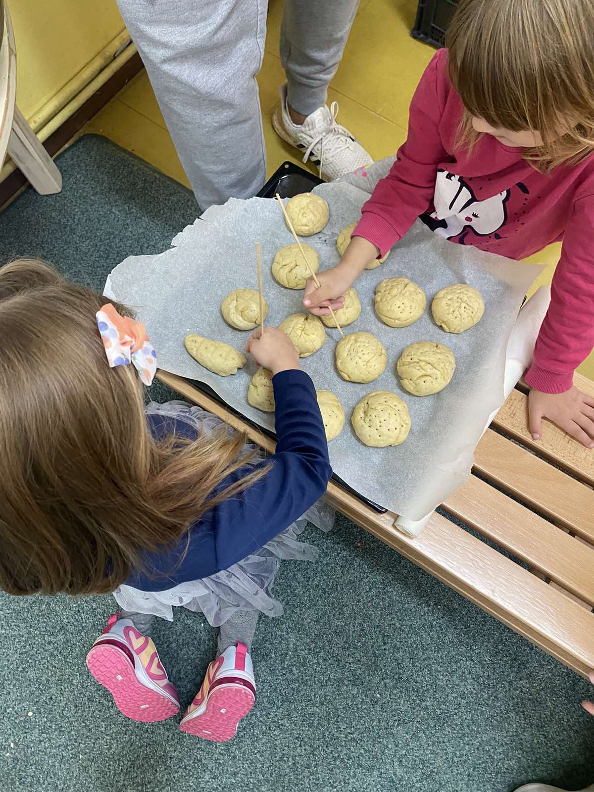 IMG f05e212609903a9857d35425b40d477e V