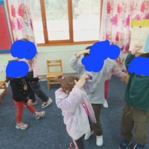 ΠΑΙΧΝΙΔΙΑ ΜΕ ΧΙΟΝΟΝΙΦΆΔΕΣ 1