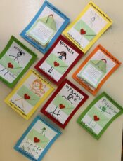 Παγκόσμια Ημέρα των Ηλικιωμένων και τα παιδιά έχουν ένα μήνυμα για τους παππούδες και τις γιαγιάδες τους!