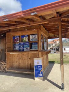 Περίπτερο Info Point για ευρωεκλογές στην κεντρική πλατεία Μετσόβου 11