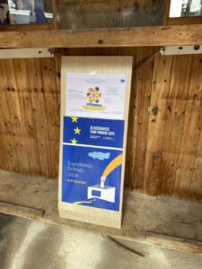 Περίπτερο Info Point για ευρωεκλογές στην κεντρική πλατεία Μετσόβου 5