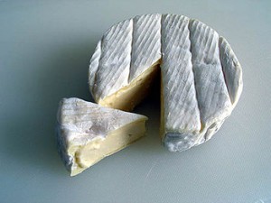 350px-Camembert_(Cheese)
