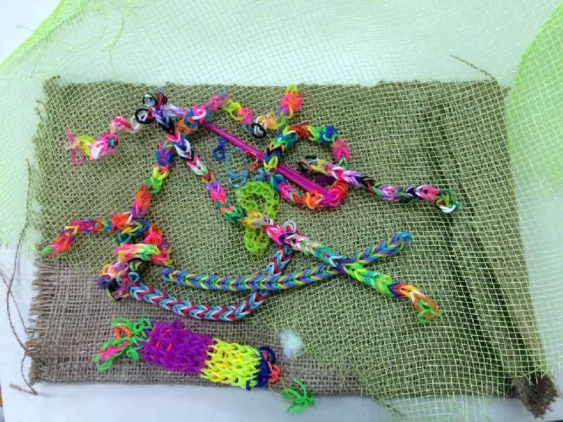 image-d81bb55732cda79da0408f07731e4180c7194824021f0bc0aef2455fcd4c3d32-V