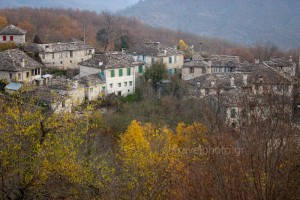 dilofo-kentriko-zagori-05 (1)